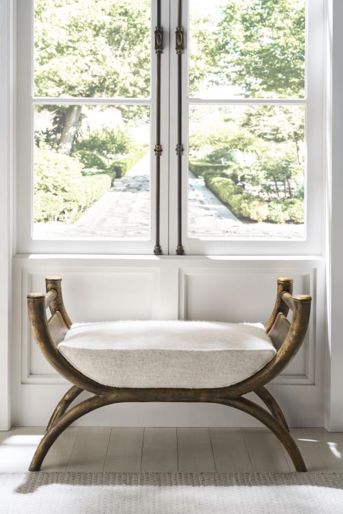 Inspiration Image for Tara Shaw